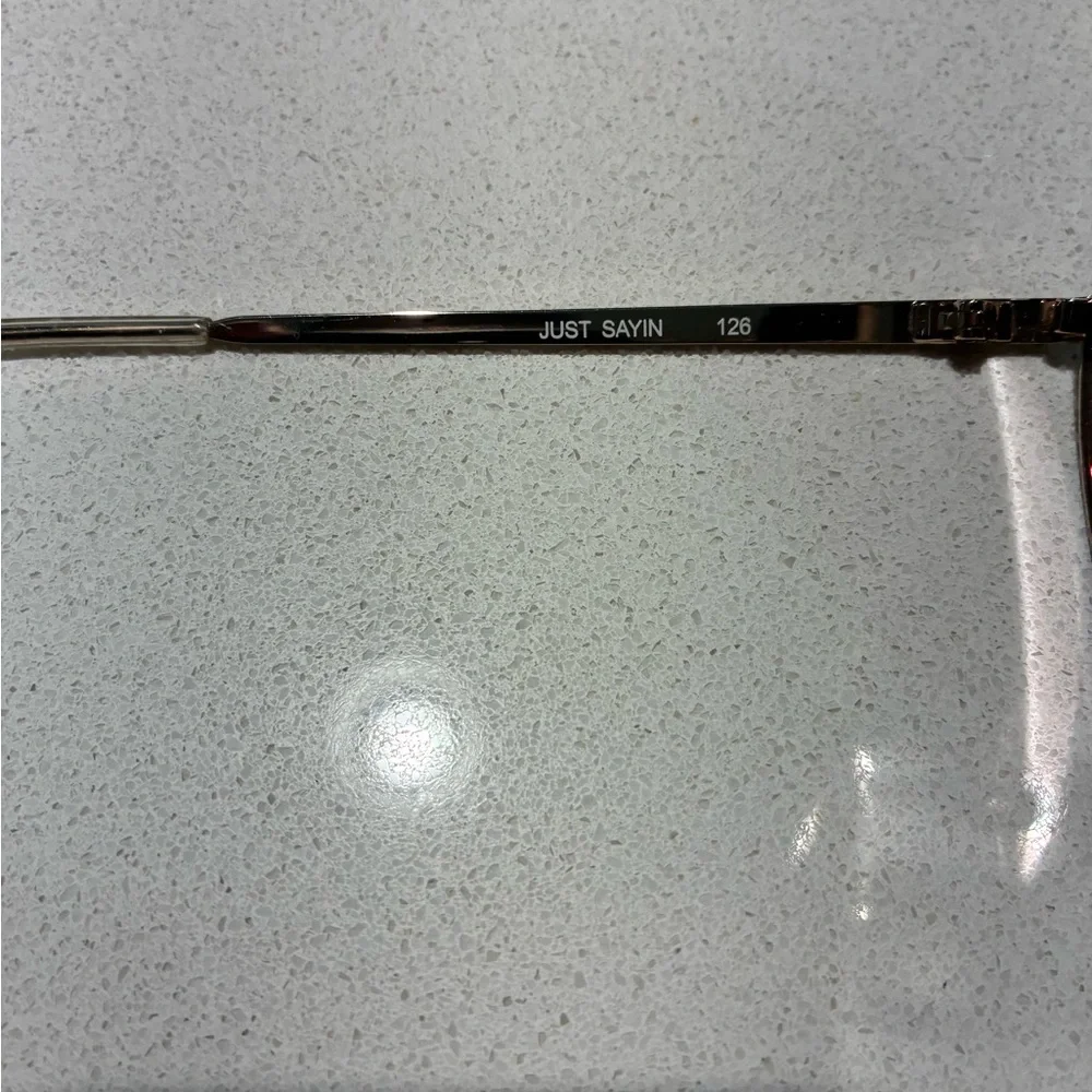 Quay Sunglasses with Pink Lenses - Picture 5 of 9